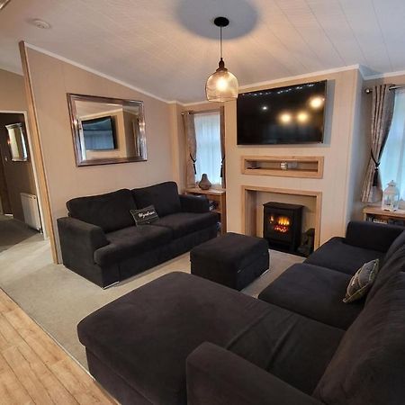 Luxury Lodge On Edge Of New Forest And 800M From Sea Entertainment And Leisure Passes Included Milford on Sea Eksteriør billede